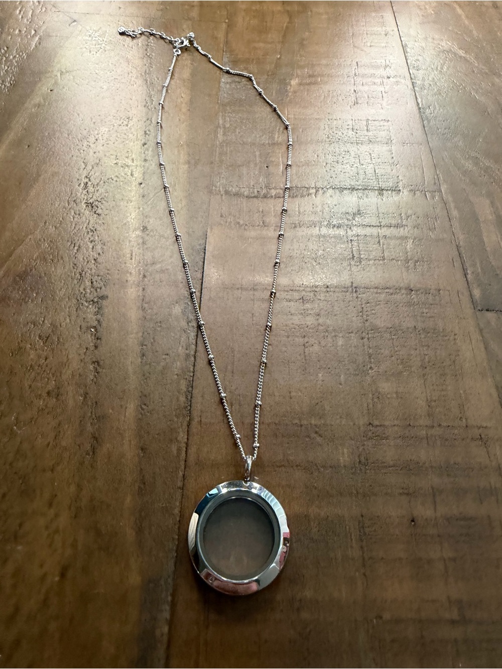 Origami Owl Signed Silver Tone Round Clear Glass Floating Locket Box Necklace